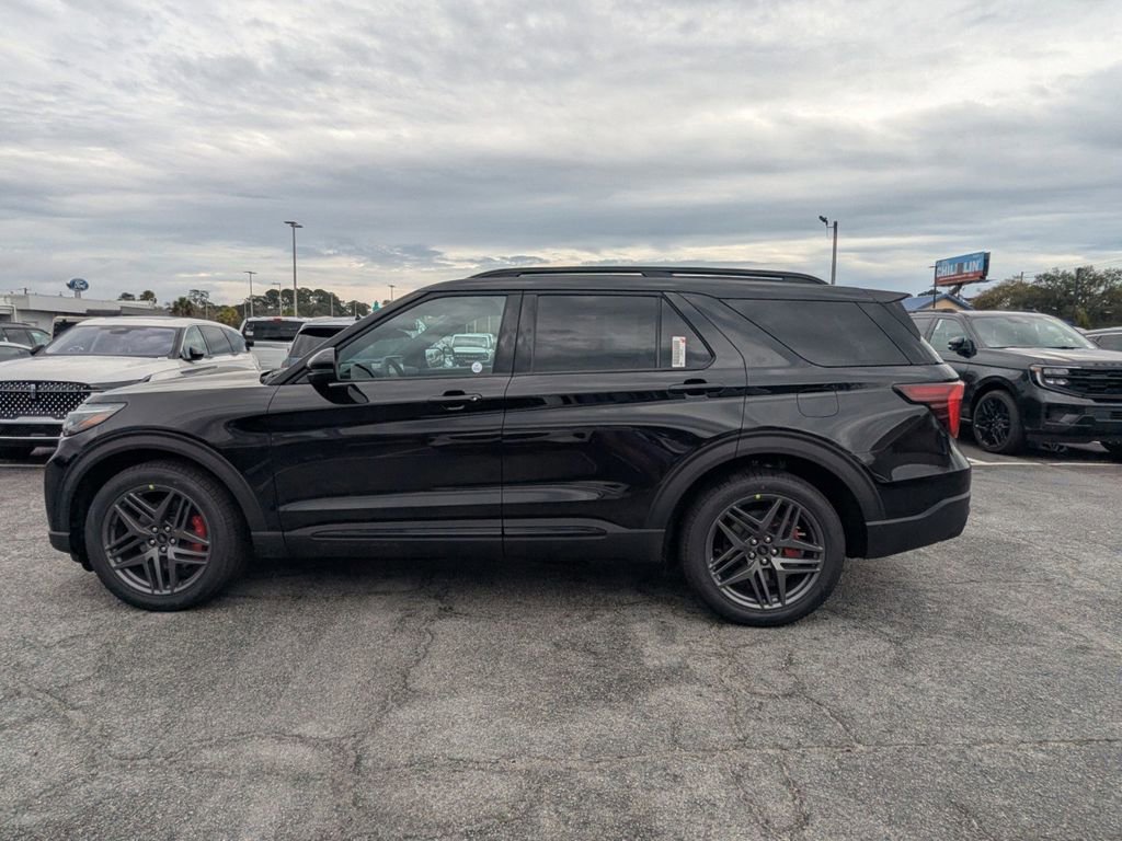 New 2026 Ford Explorer ST w/ Sun And Sound Package image 7