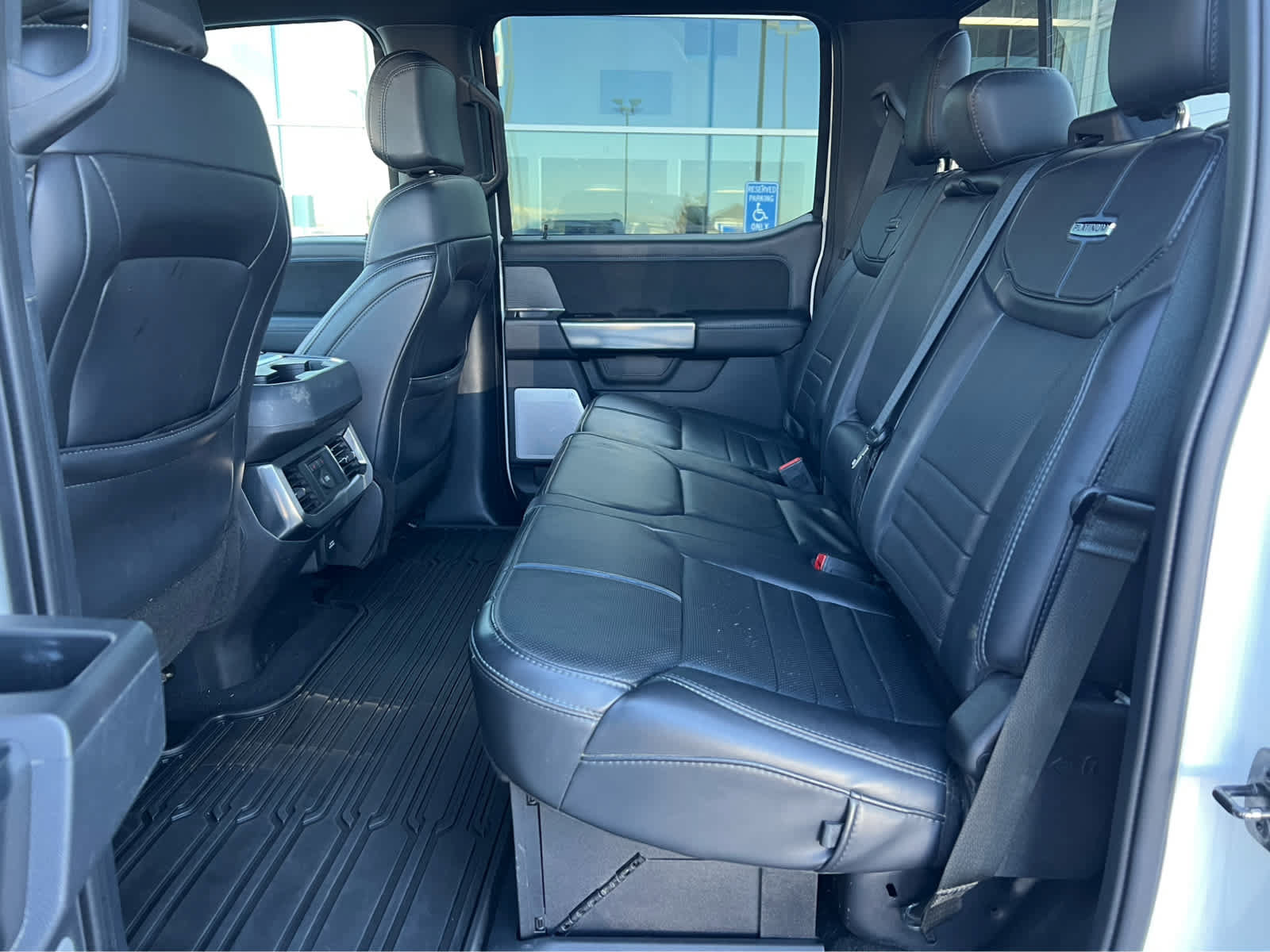 Certified 2025 Ford F350 Platinum AWD/4WD image 27