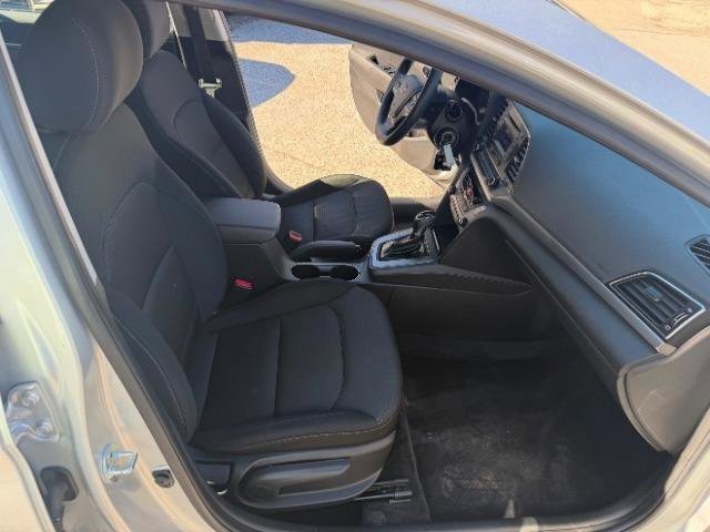 Used 2018 Hyundai Elantra SE FWD image 33