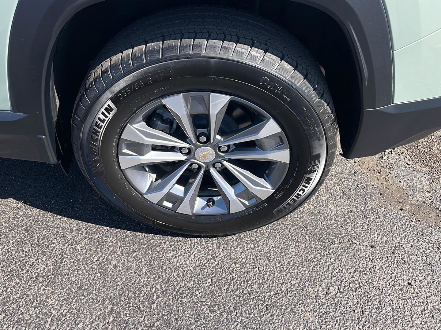 New 2026 Chevrolet Equinox LT w/ Convenience Package II AWD/4WD image 34