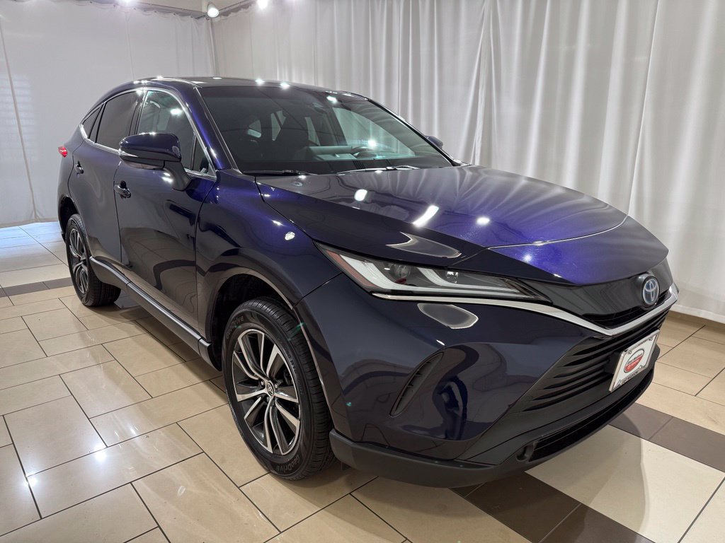 Certified 2023 Toyota Venza LE AWD/4WD image 7