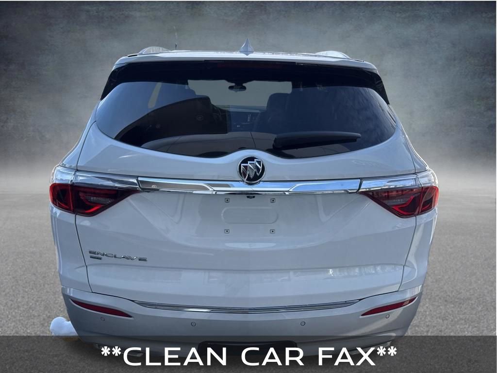 Used 2023 Buick Enclave Essence image 4