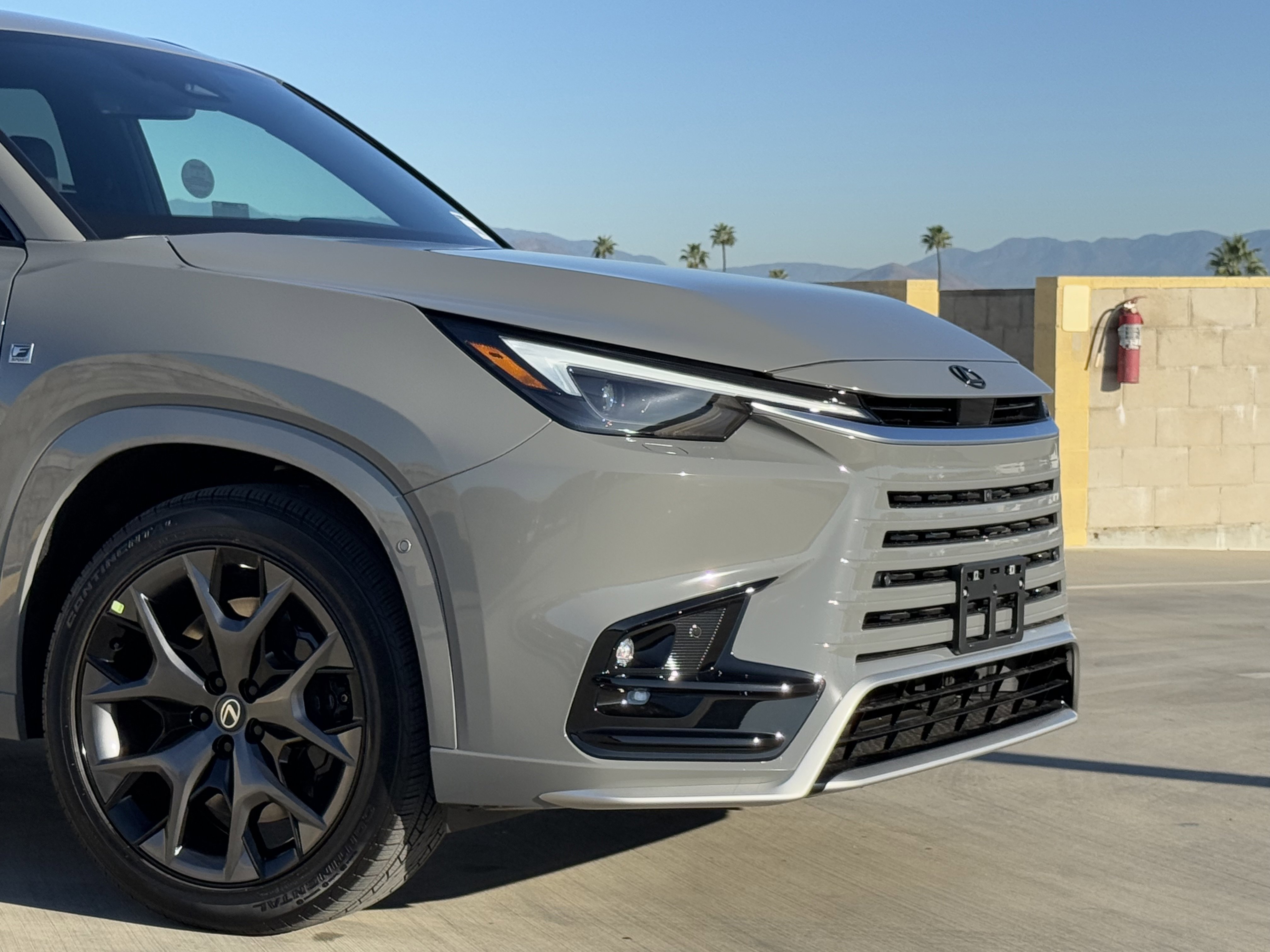 New 2026 Lexus TX 500h AWD image 3