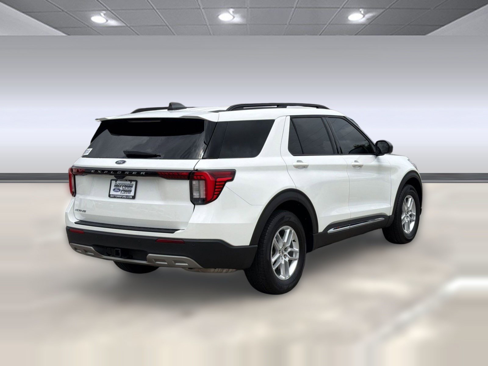 Certified 2025 Ford Explorer Active w/ Active Comfort Package RWD image 9