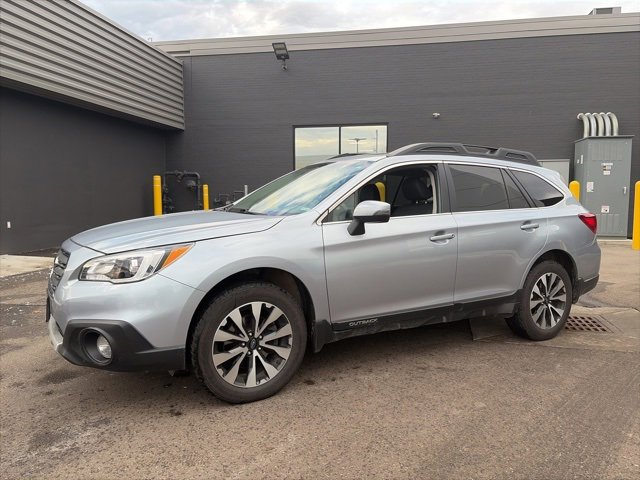 Used 2016 Subaru Outback 2.5i Limited image 5
