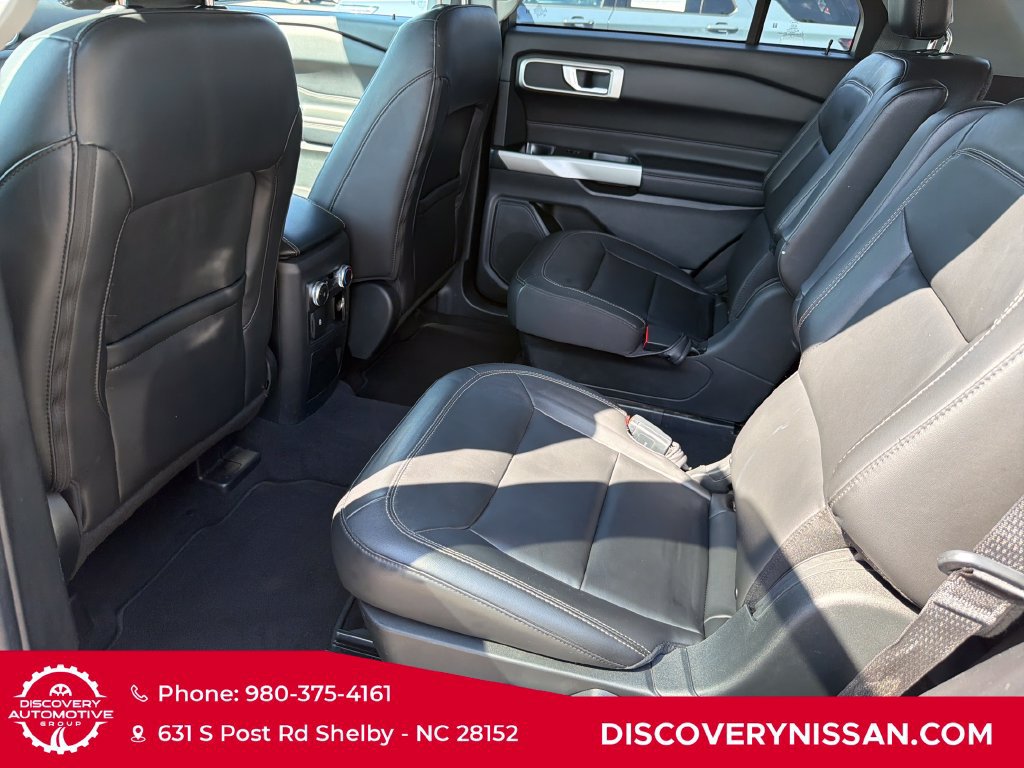 Used 2022 Ford Explorer XLT w/ Equipment Group 202A AWD/4WD image 27