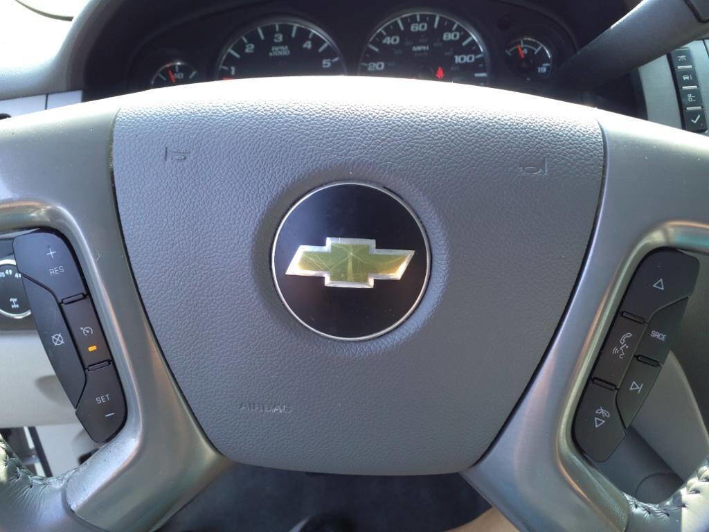 Used 2014 Chevrolet Tahoe LT AWD/4WD image 20