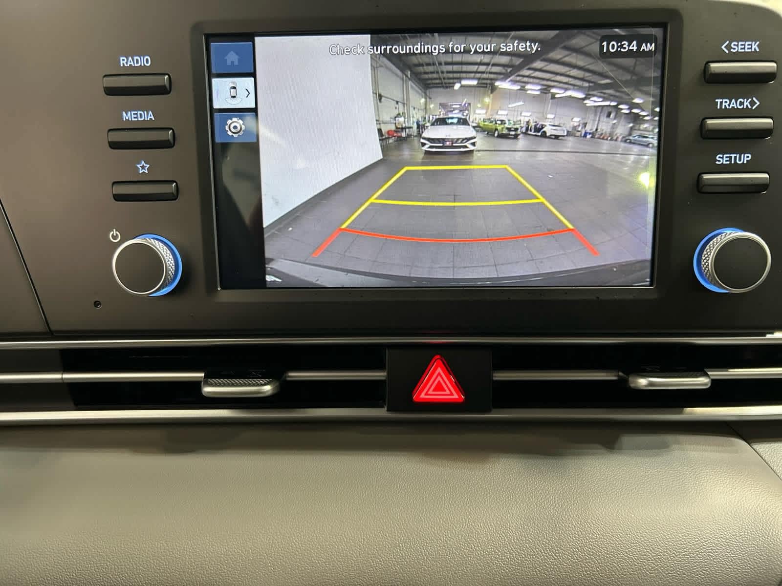 New 2026 Hyundai Elantra SE FWD image 6