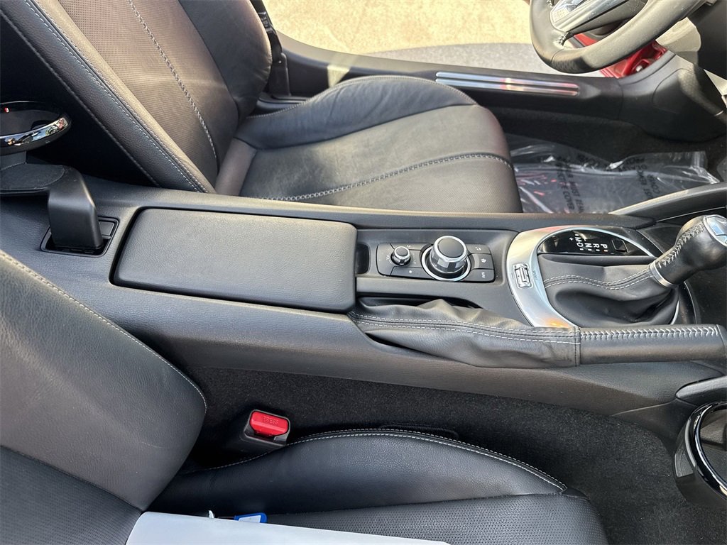 Used 2022 MAZDA MX-5 Miata Grand Touring w/ Weather Package image 37
