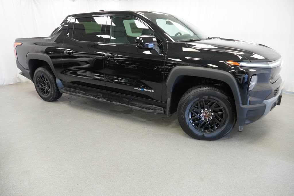 New 2026 Chevrolet Silverado EV LT AWD/4WD image 4