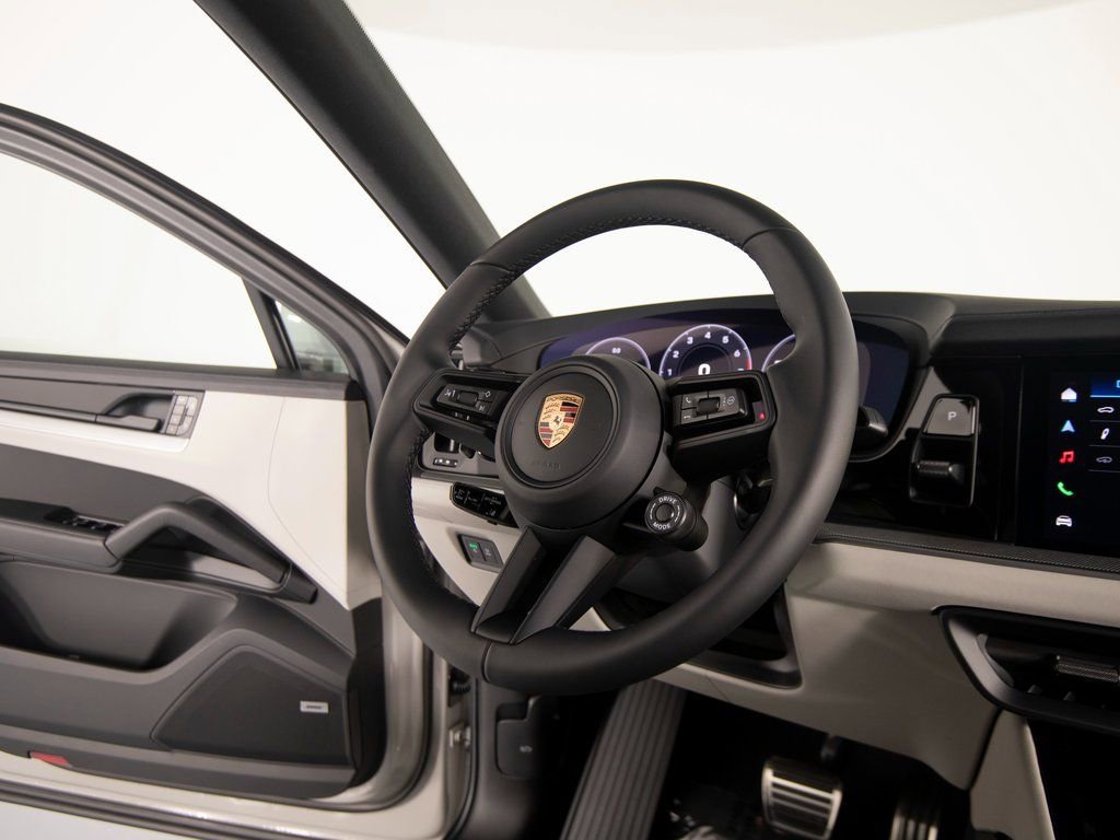 New 2026 Porsche Cayenne S image 28