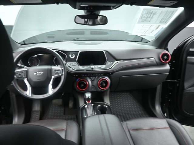 Used 2022 Chevrolet Blazer RS w/ Enhanced Convenience Package image 23