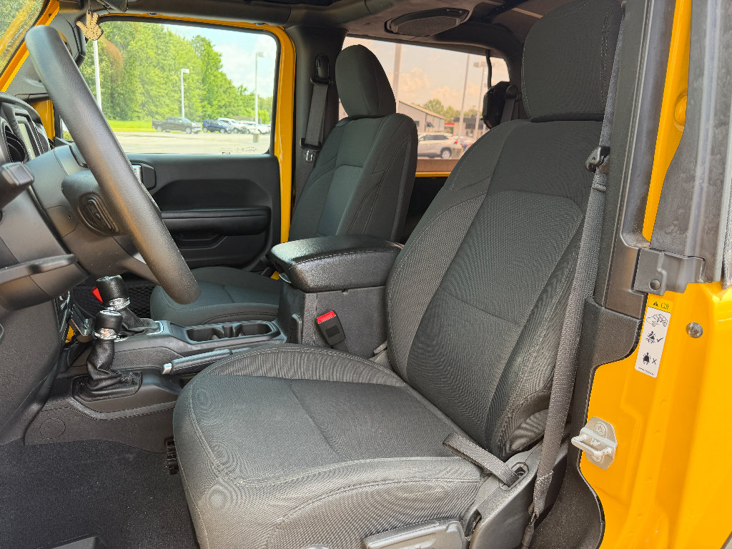 Used 2018 Jeep Wrangler Sport AWD/4WD image 21