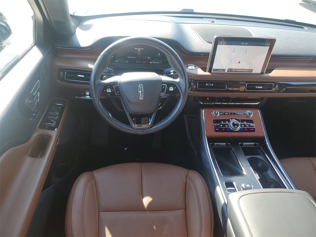 Used 2020 Lincoln Aviator Reserve w/ Elements Package Plus image 16