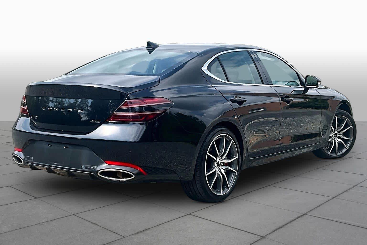 Used 2025 Genesis G70 2.5T AWD/4WD image 13