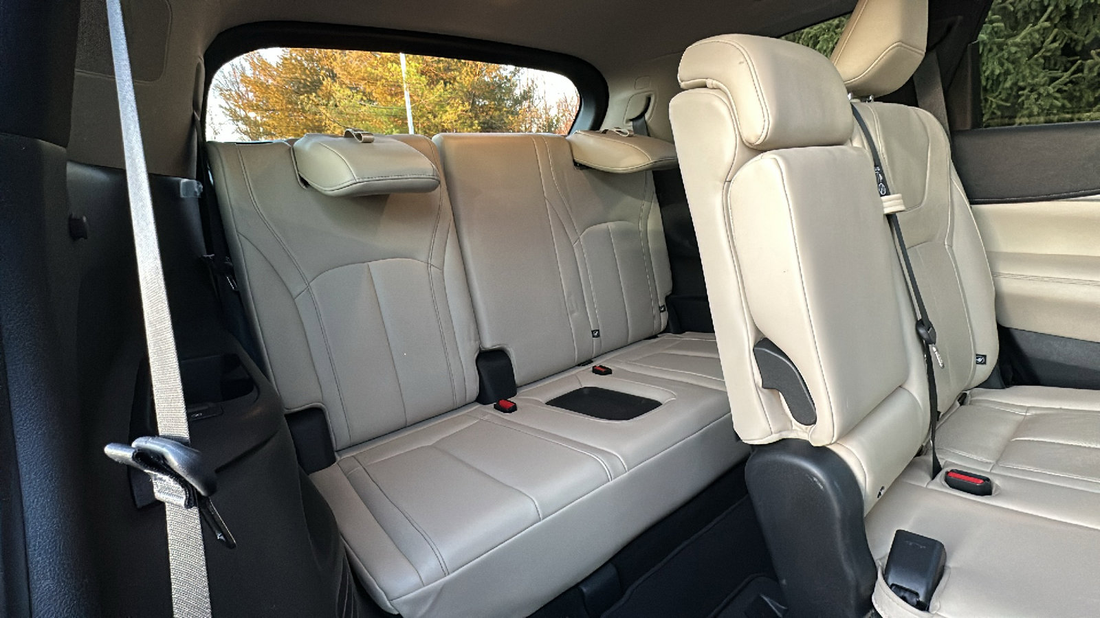 Certified 2022 INFINITI QX60 Luxe w/ Cargo Package image 25