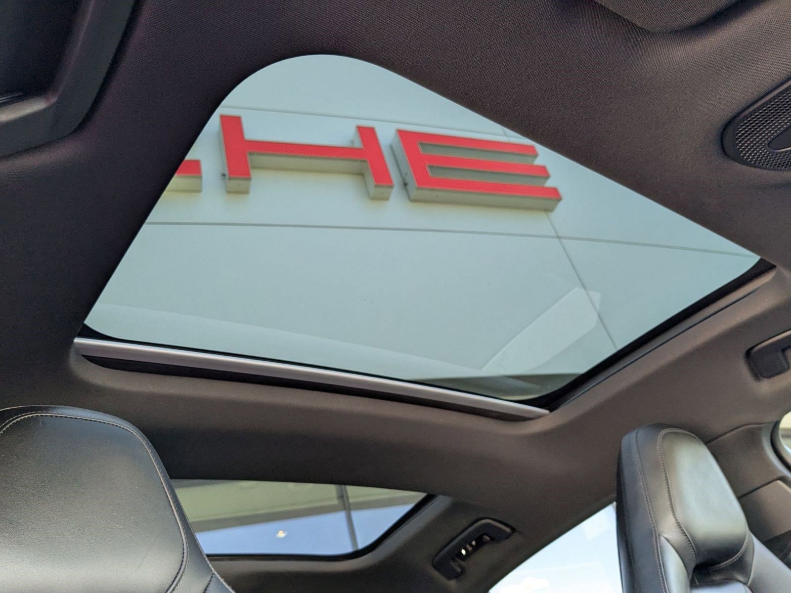 Certified 2025 Porsche Panamera 4 image 26