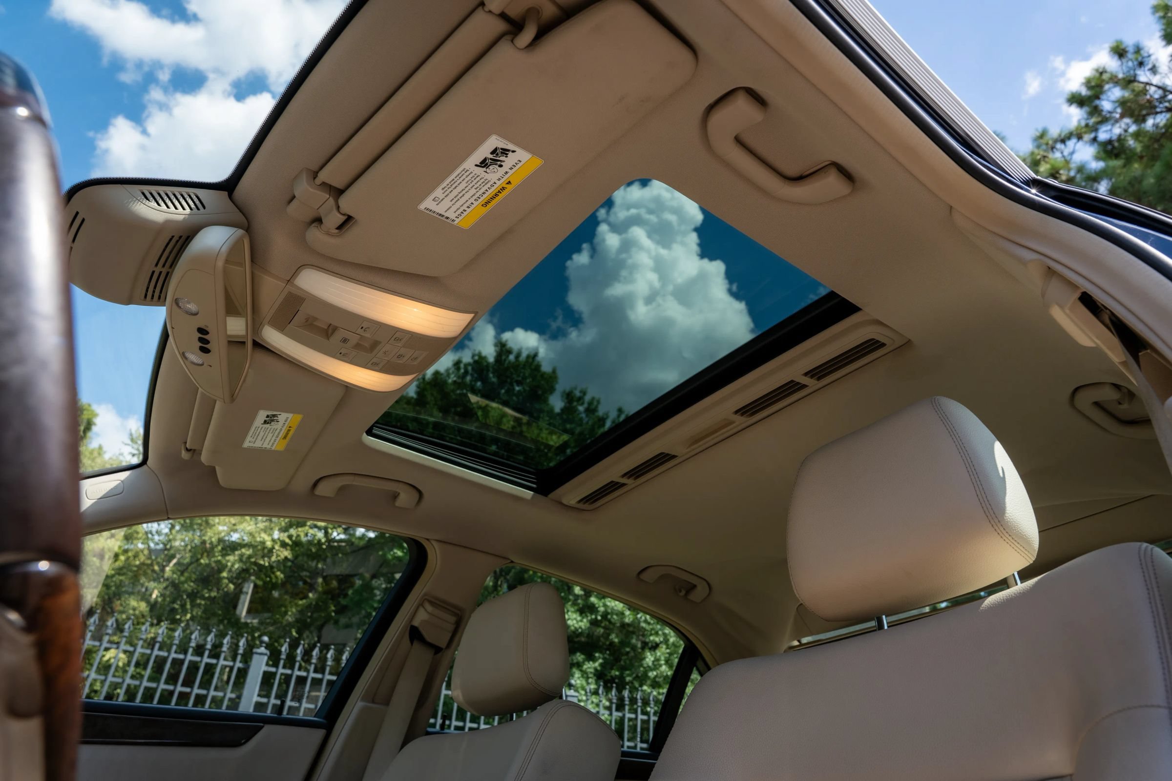 Used 2015 Mercedes-Benz E 350 4MATIC Sedan image 12