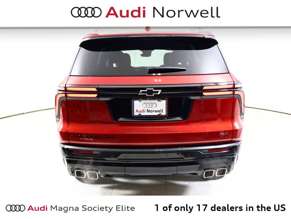 Used 2024 Chevrolet Traverse RS image 13
