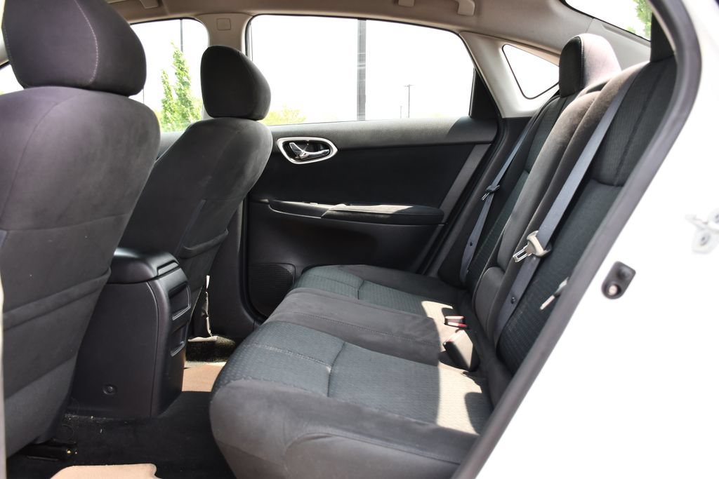 Used 2014 Nissan Sentra SR w/ Premium Package FWD image 20