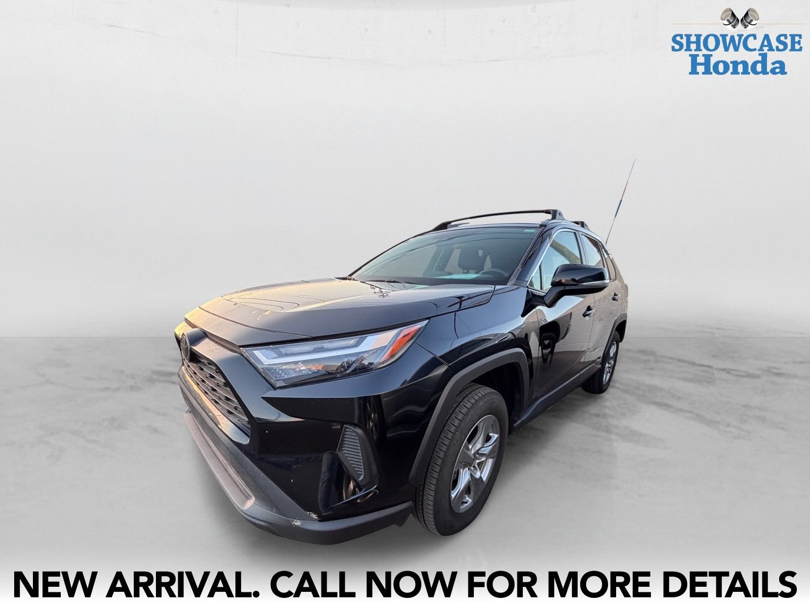 Used 2025 Toyota RAV4 XLE w/ Convenience Package AWD/4WD image 6