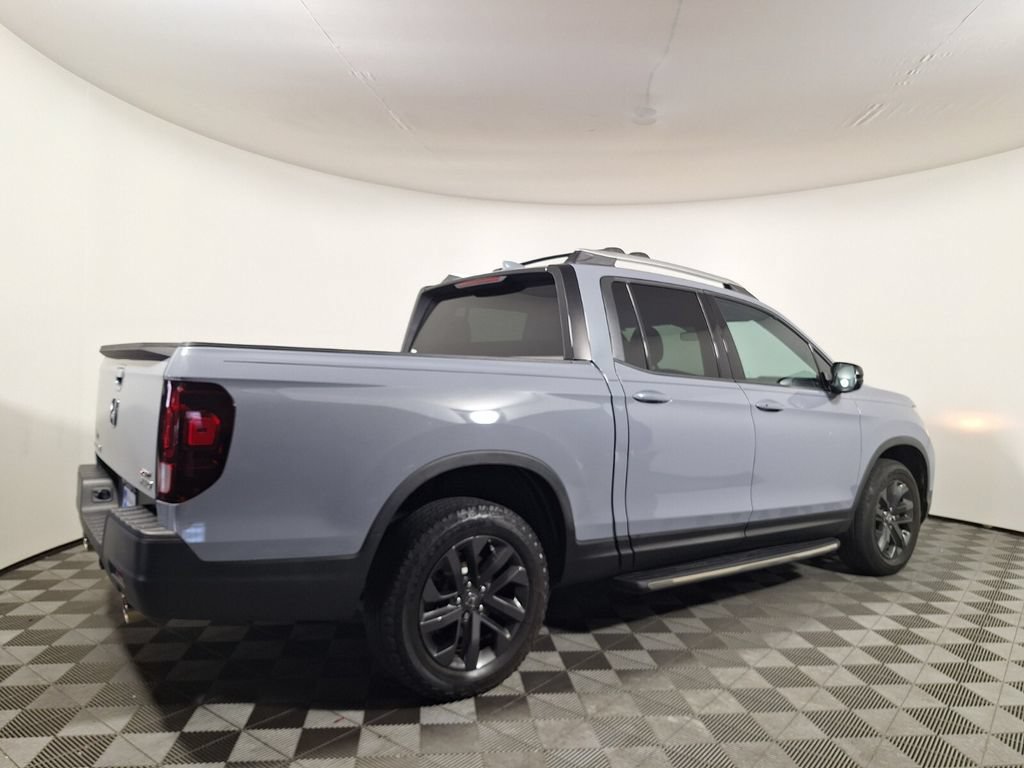Used 2023 Honda Ridgeline Sport image 5