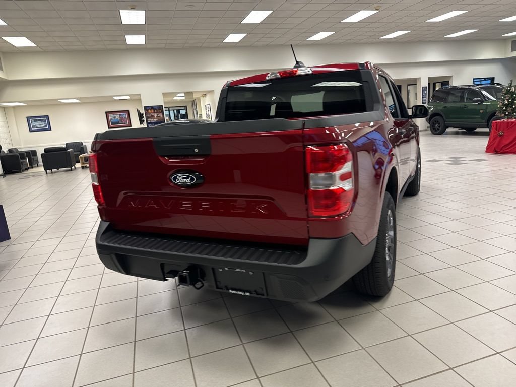 New 2025 Ford Maverick XLT w/ Equipment Group 302A AWD/4WD image 9