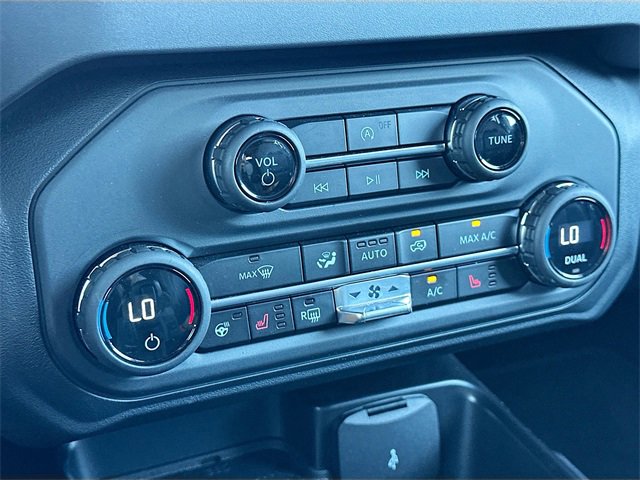 Used 2025 Ford Bronco Outer Banks image 16