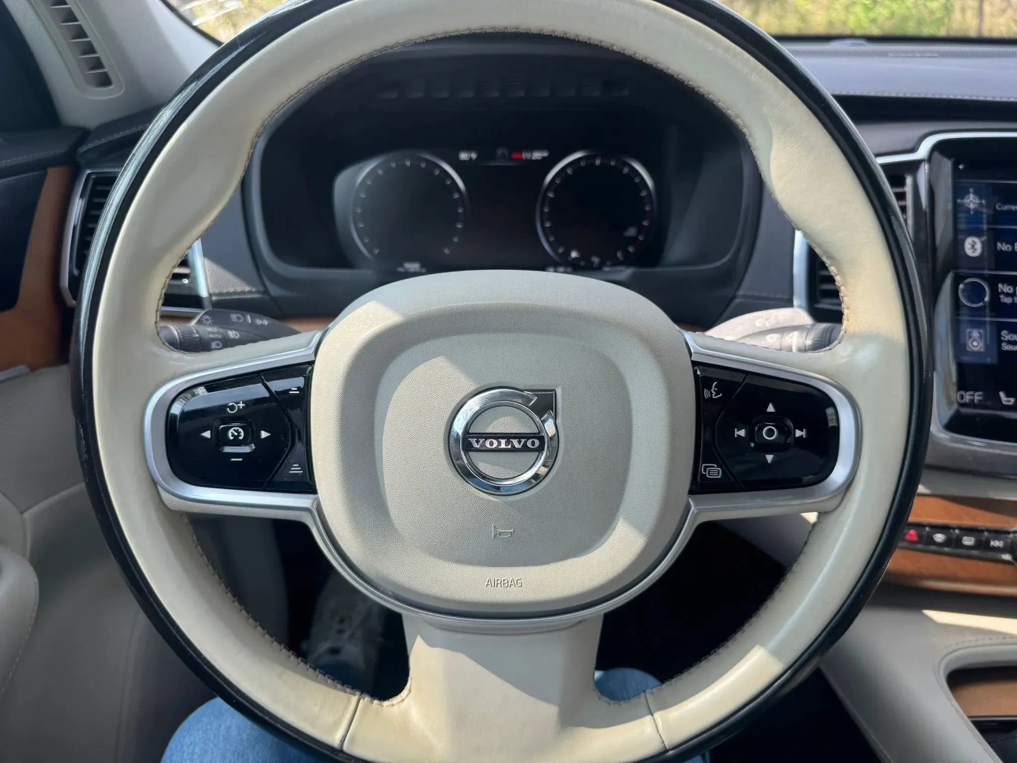 Used 2020 Volvo XC90 T6 Inscription w/ Protection Package Premier AWD/4WD image 27