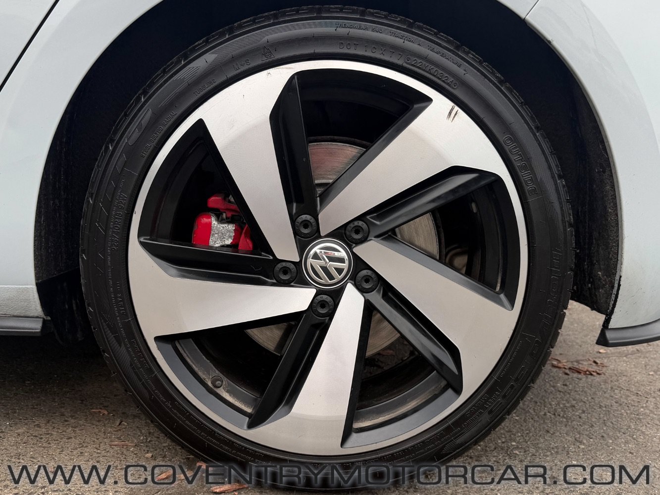 Used 2019 Volkswagen GTI SE w/ SE Experience Package FWD image 8