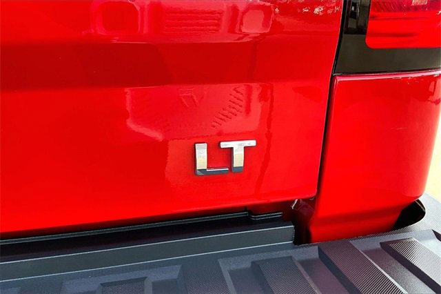 Used 2018 Chevrolet Silverado 1500 LT w/ All Star Edition image 24