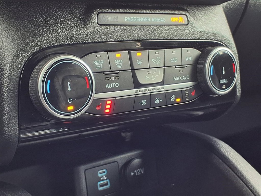 Used 2022 Ford Escape SEL image 13