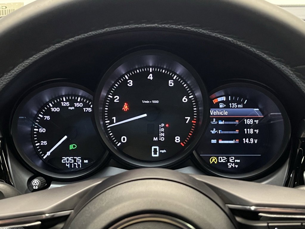 Used 2023 Porsche Macan image 5