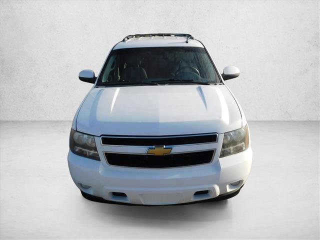 Used 2011 Chevrolet Tahoe LT w/ Luxury Package AWD/4WD image 3