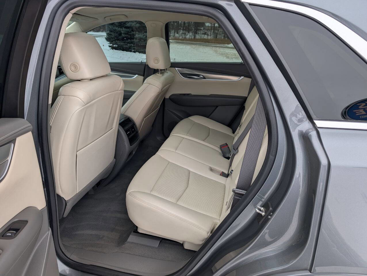 Used 2022 Cadillac XT5 Premium Luxury image 14