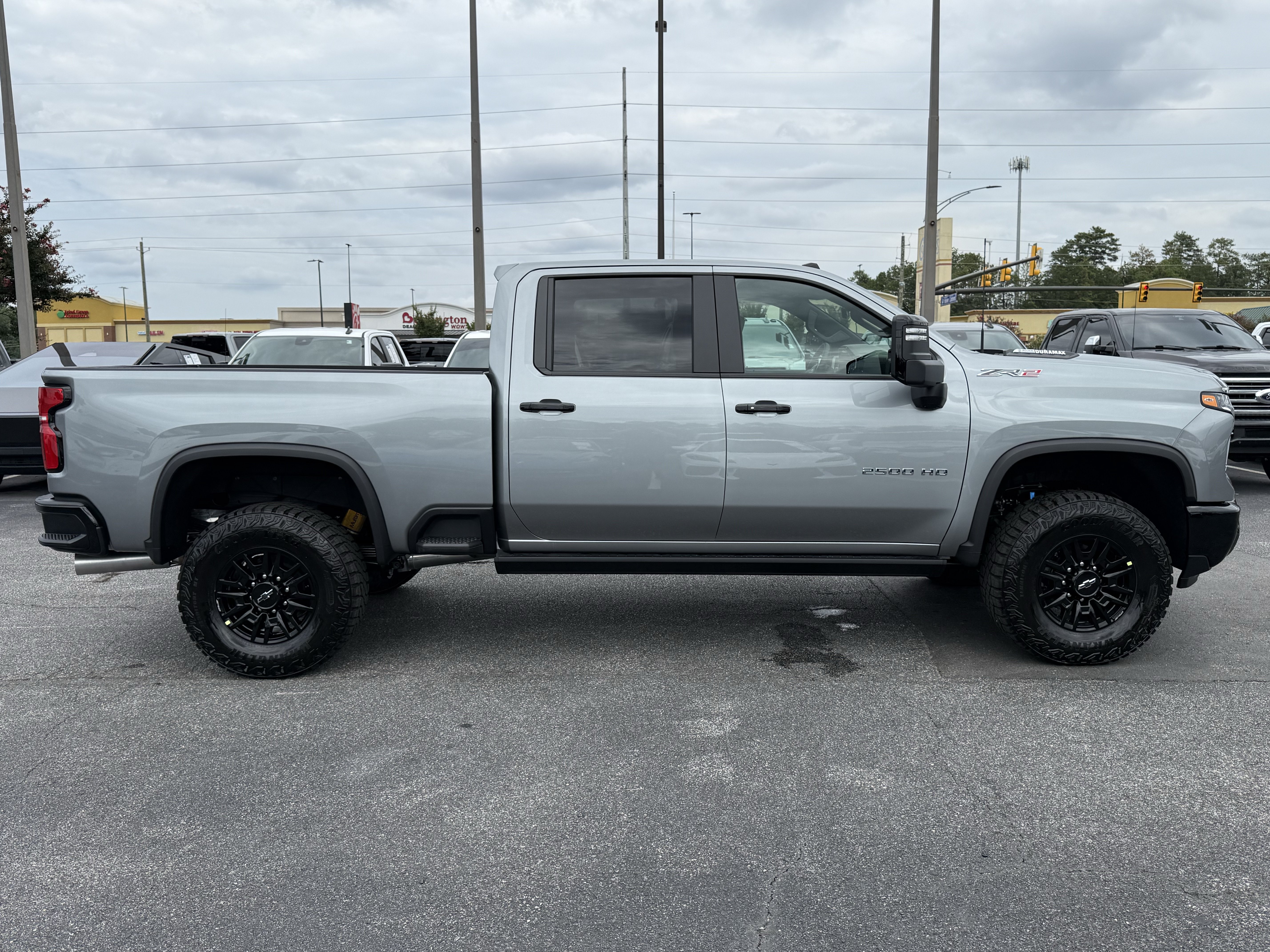 New 2026 Chevrolet Silverado 2500 ZR2 AWD/4WD image 11
