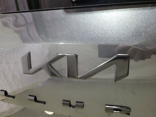 Used 2022 Kia Telluride SX image 76