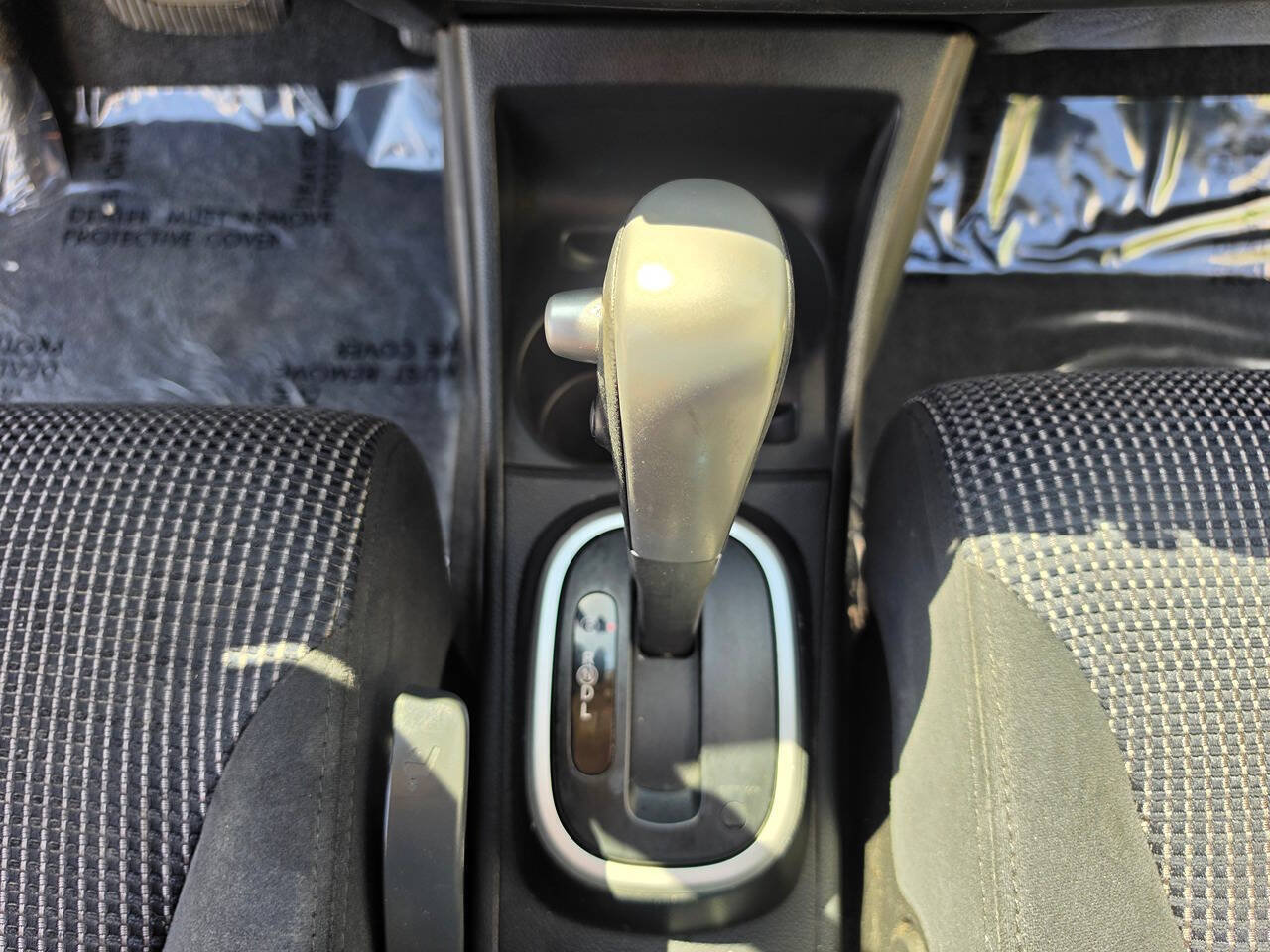 Used 2012 Nissan Versa Hatchback w/ SL Navigation Pkg FWD image 40