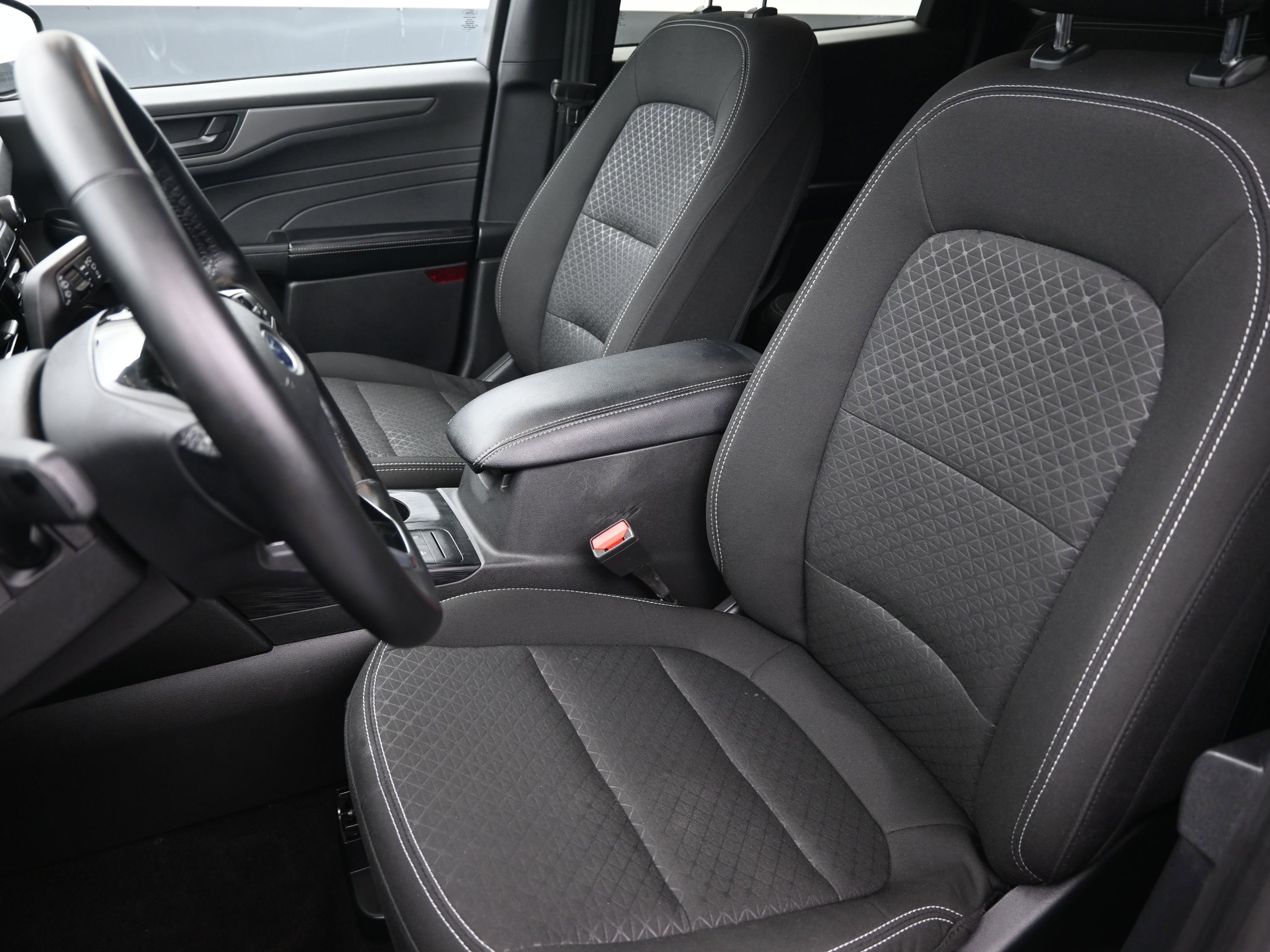 Used 2024 Ford Escape Active image 11