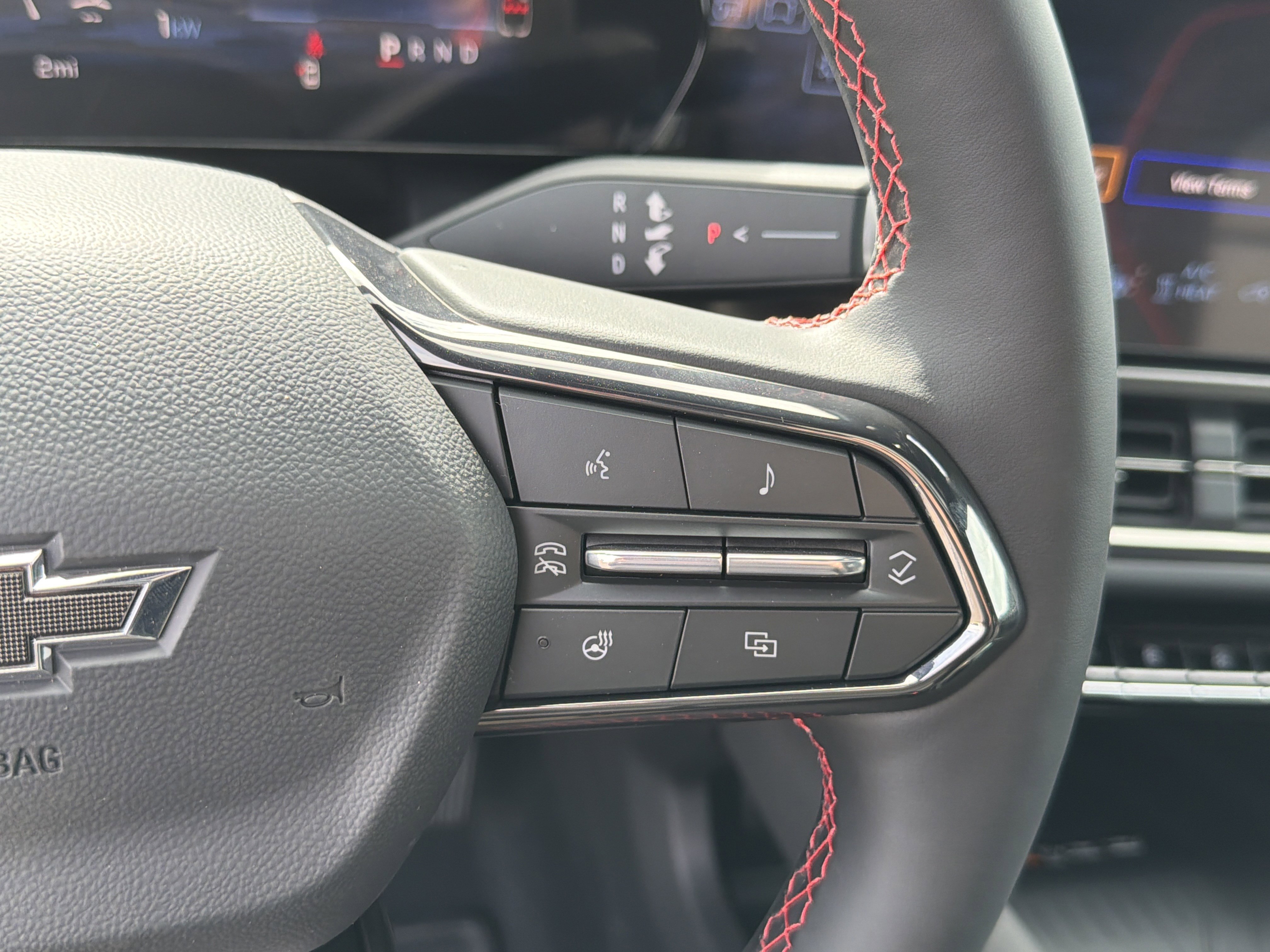 New 2026 Chevrolet Equinox EV RS image 18