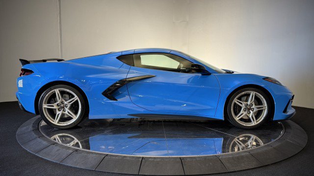 Used 2024 Chevrolet Corvette Stingray Premium Cpe w/ Z51 Performance Package RWD image 29