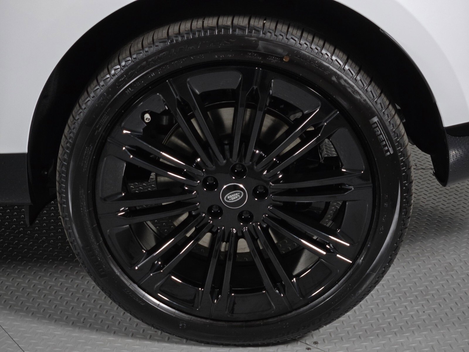 New 2025 Land Rover Range Rover Autobiography image 10