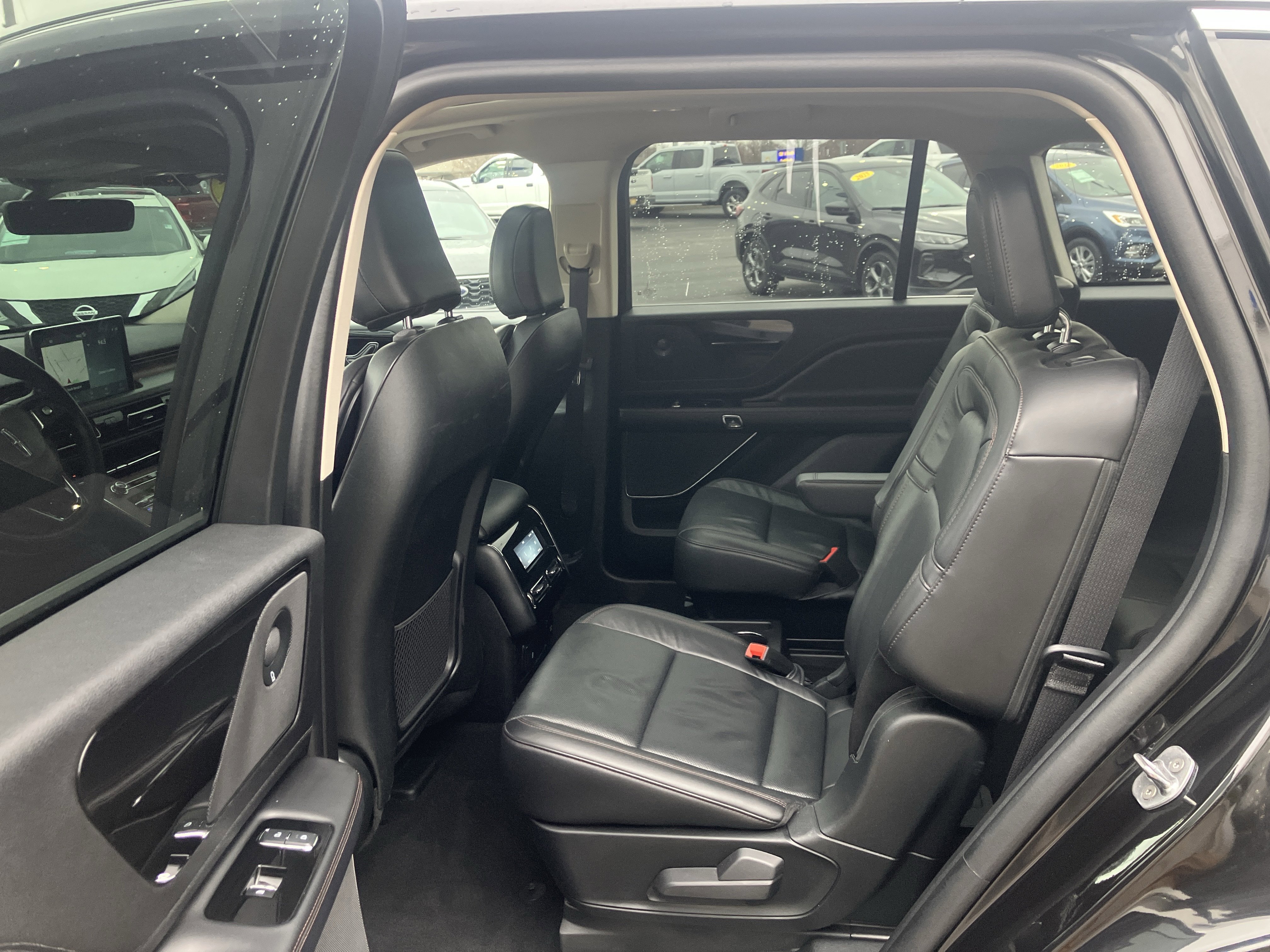 Used 2024 Lincoln Aviator Reserve image 19