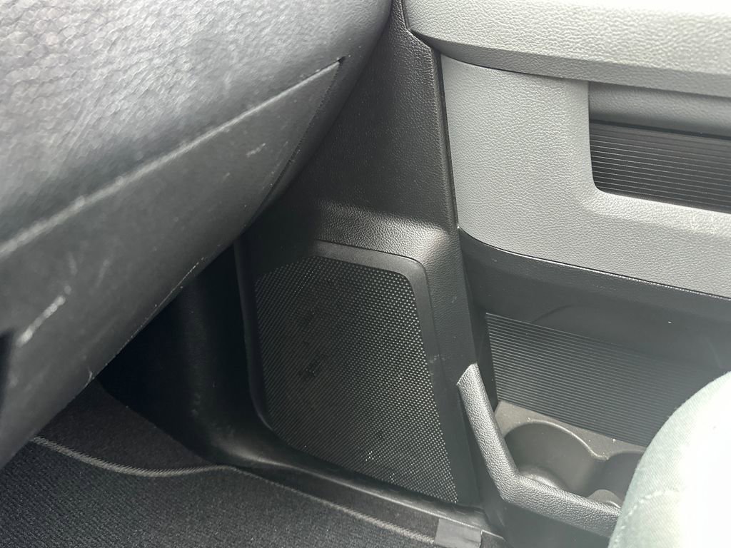 Used 2017 RAM 1500 Classic SLT image 9