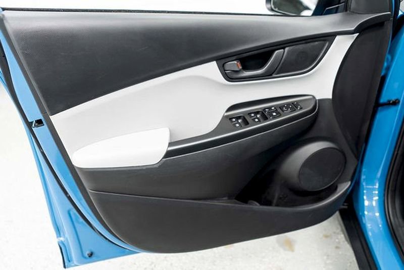 Used 2023 Hyundai Kona SEL image 13