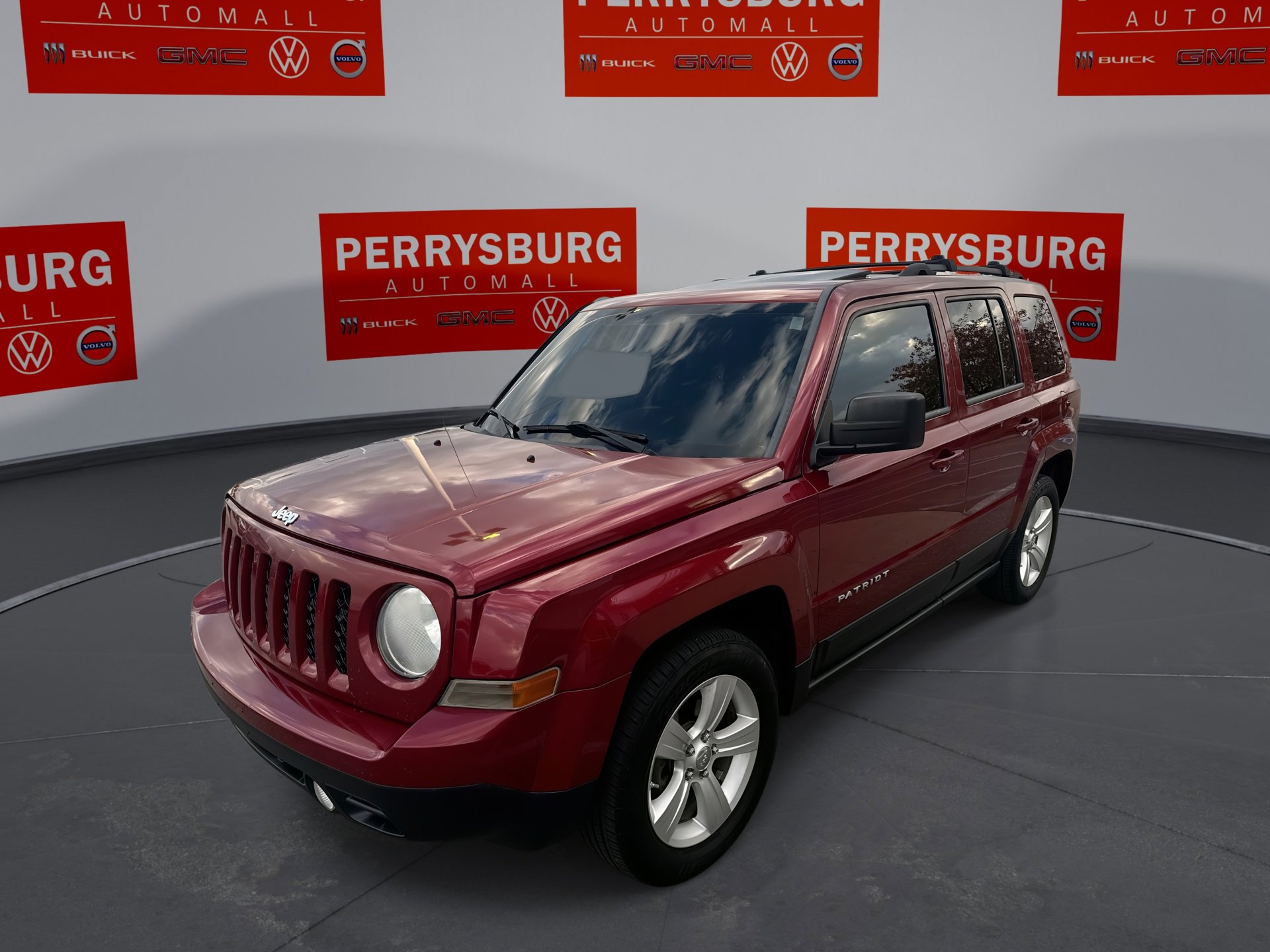 Used 2012 Jeep Patriot Latitude w/ Sun/Sound Group