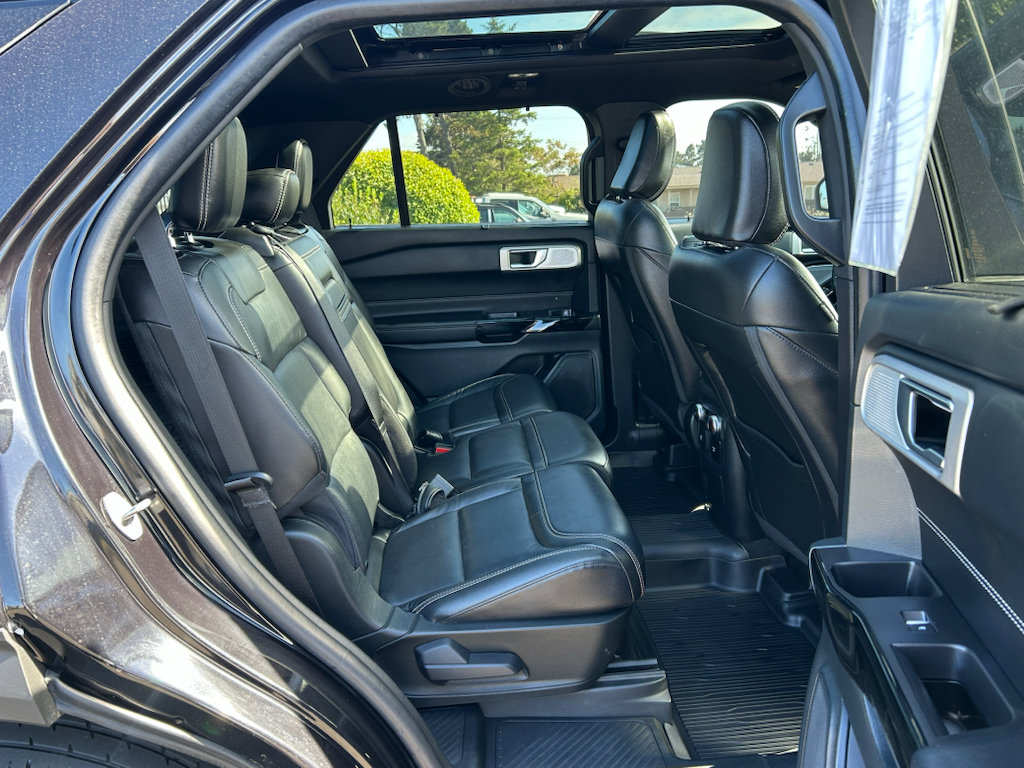 Used 2022 Ford Explorer ST w/ Equipment Group 401A AWD/4WD image 34