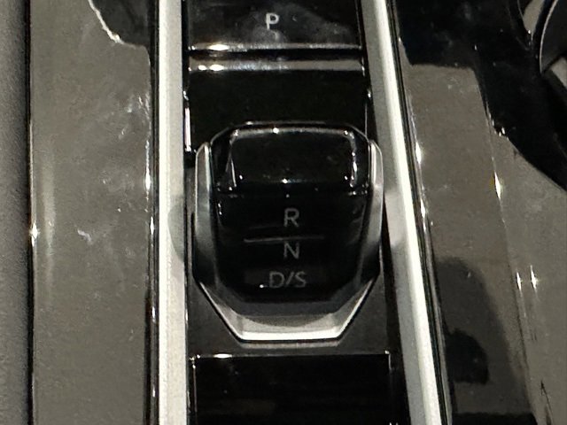 New 2026 Volkswagen Atlas SEL image 32