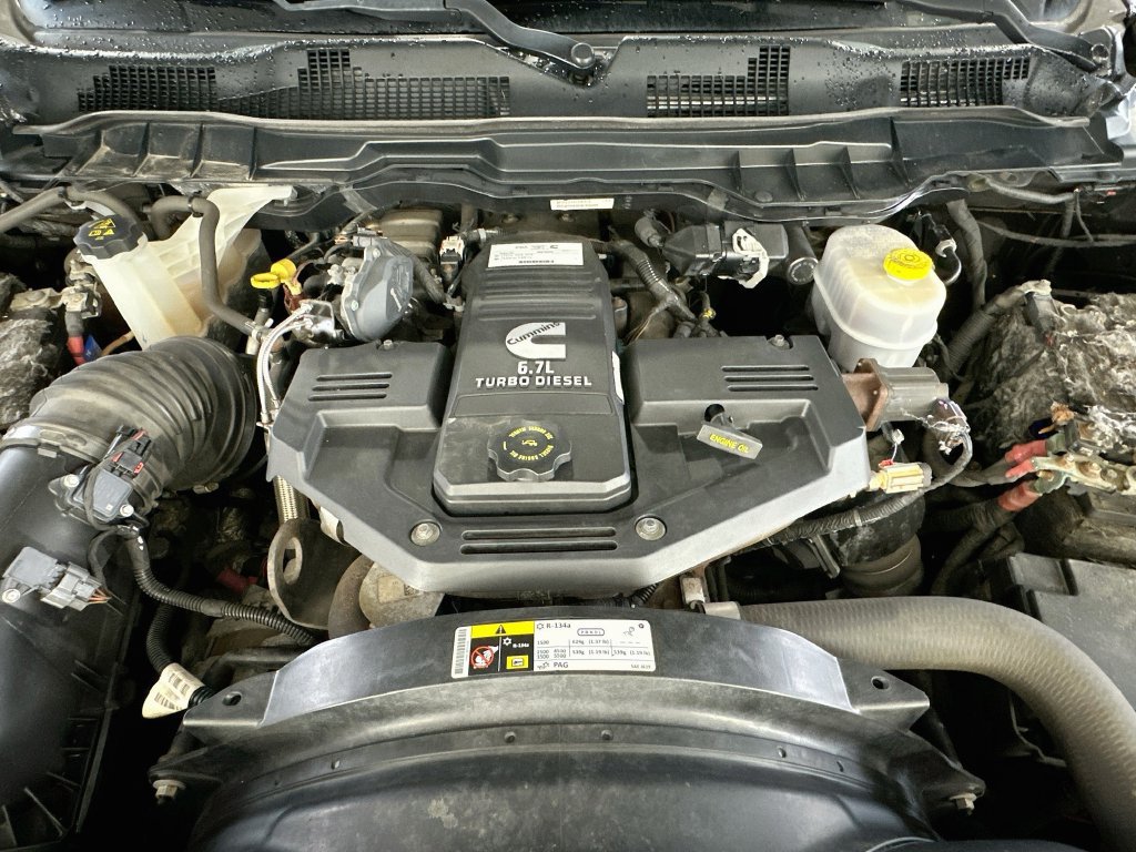 Used 2018 RAM 2500 Limited AWD/4WD image 33