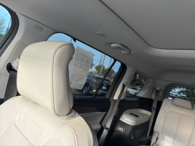 Used 2021 Jeep Grand Cherokee L Overland w/ Advanced Protech Group III image 17